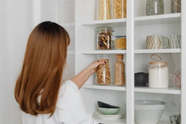 How to build pantry shelves