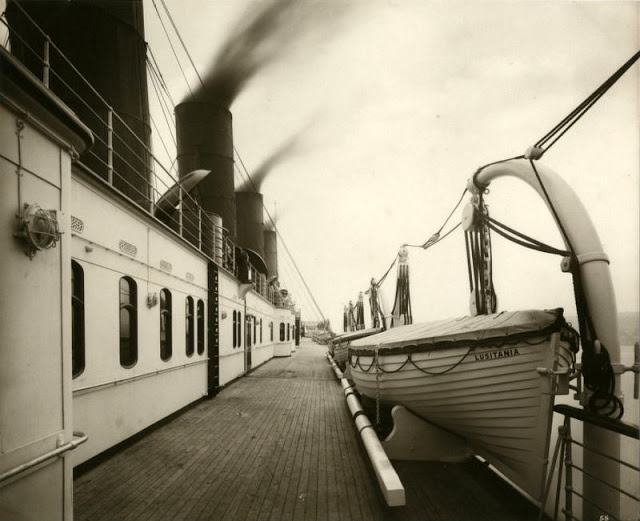 photo of RMS Lusitania 